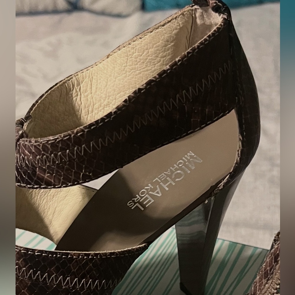 Michael Kors Snakeskin Brown Heels - Brand New - Picture 4 of 4